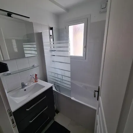 Socoa- 2 Chambres- Proche *